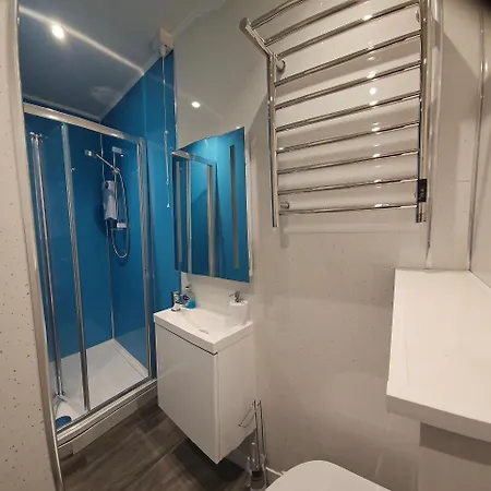 Brand New Private Annex Guest Suite Chandler's Ford Exterior photo