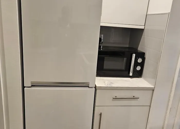 Brand New Private Annex Guest Suite