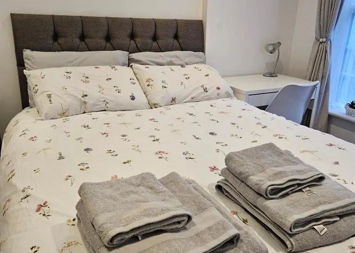Brand New Private Annex Guest Suite